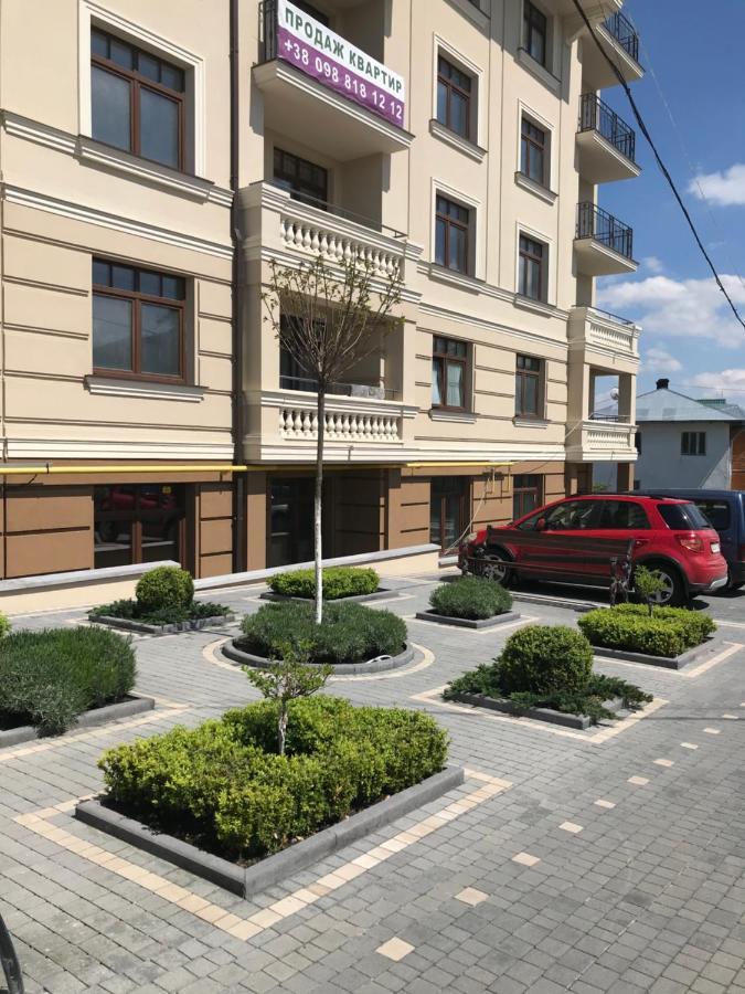 Затишні Сучасні Апартаменти В Елітному Жк Версаль Truskavets Exteriör bild
